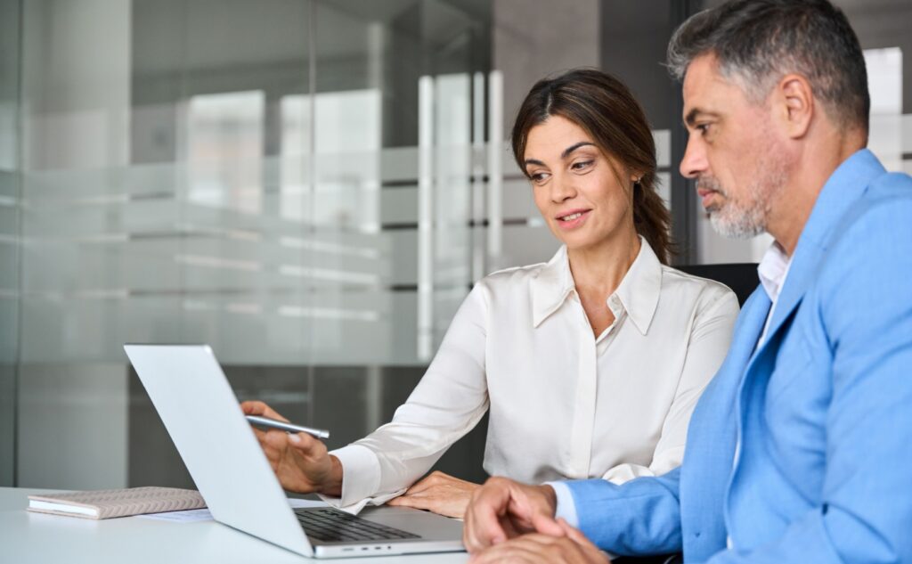 how to find a business lawyer