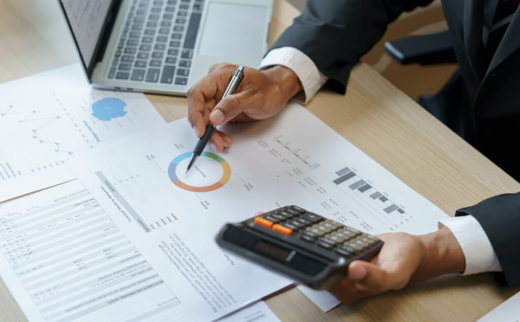 What does it cost to liquidate a business?
