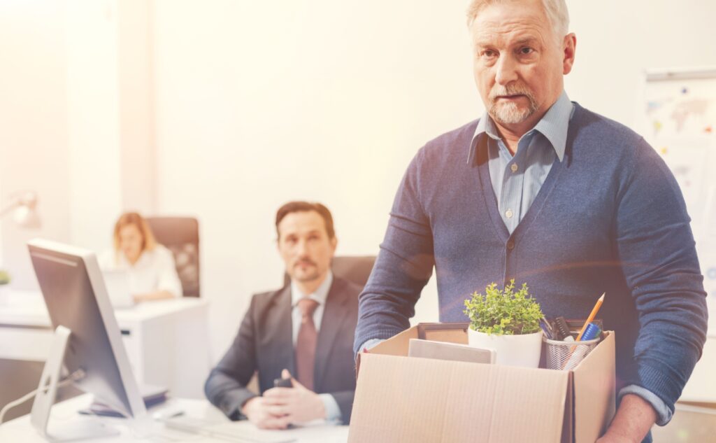 employee rights when company closes down