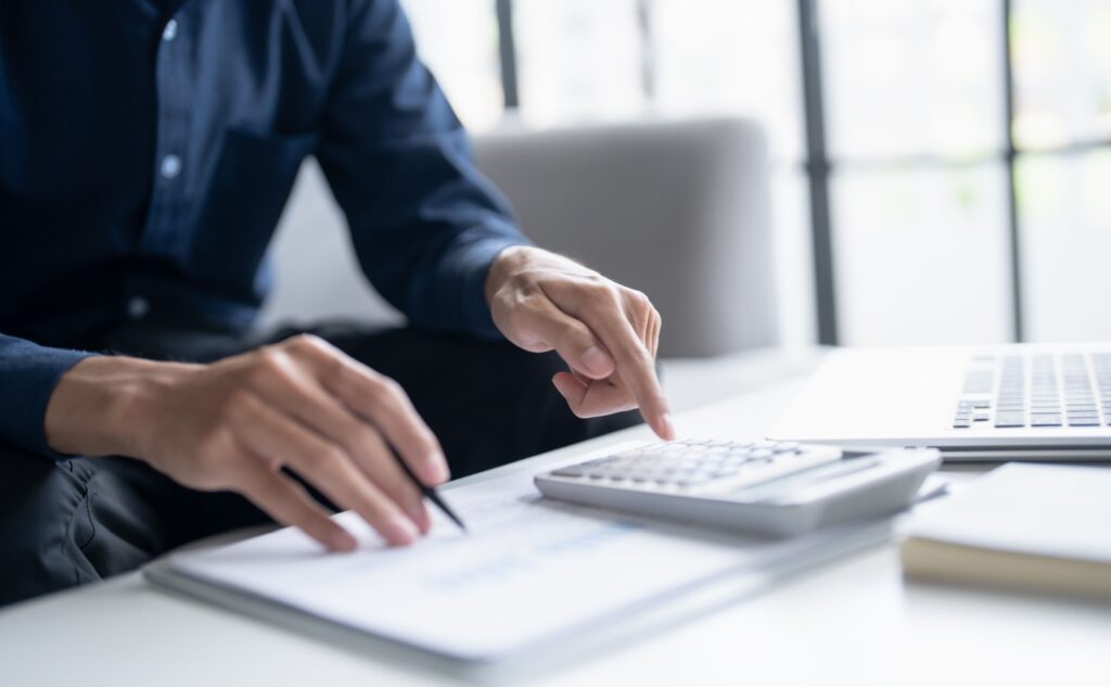 How to write a debt collection letter?