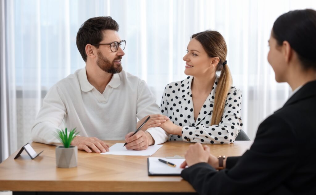 what does a family lawyer do